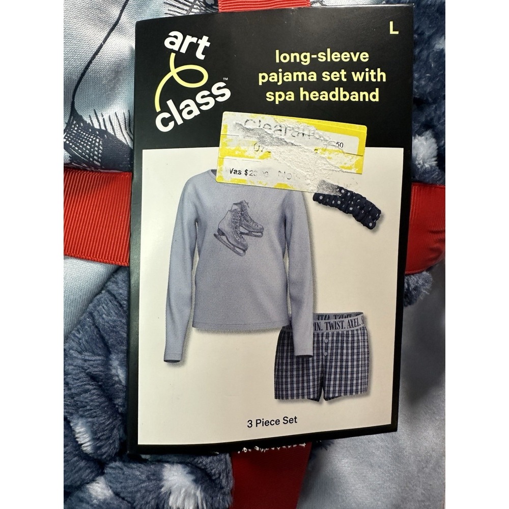 Art Class Pj Set Size 10/12โ Large Long Sleeve with Harts Blue